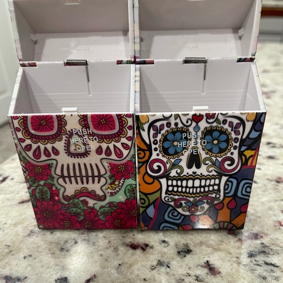 2 Skull Printed Cigarette/Boxes Brand New (100’s Boxes) - Picture 3 of 5